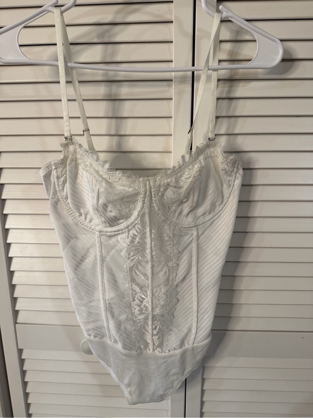 Free People White Lace Body Suit Size Medium
